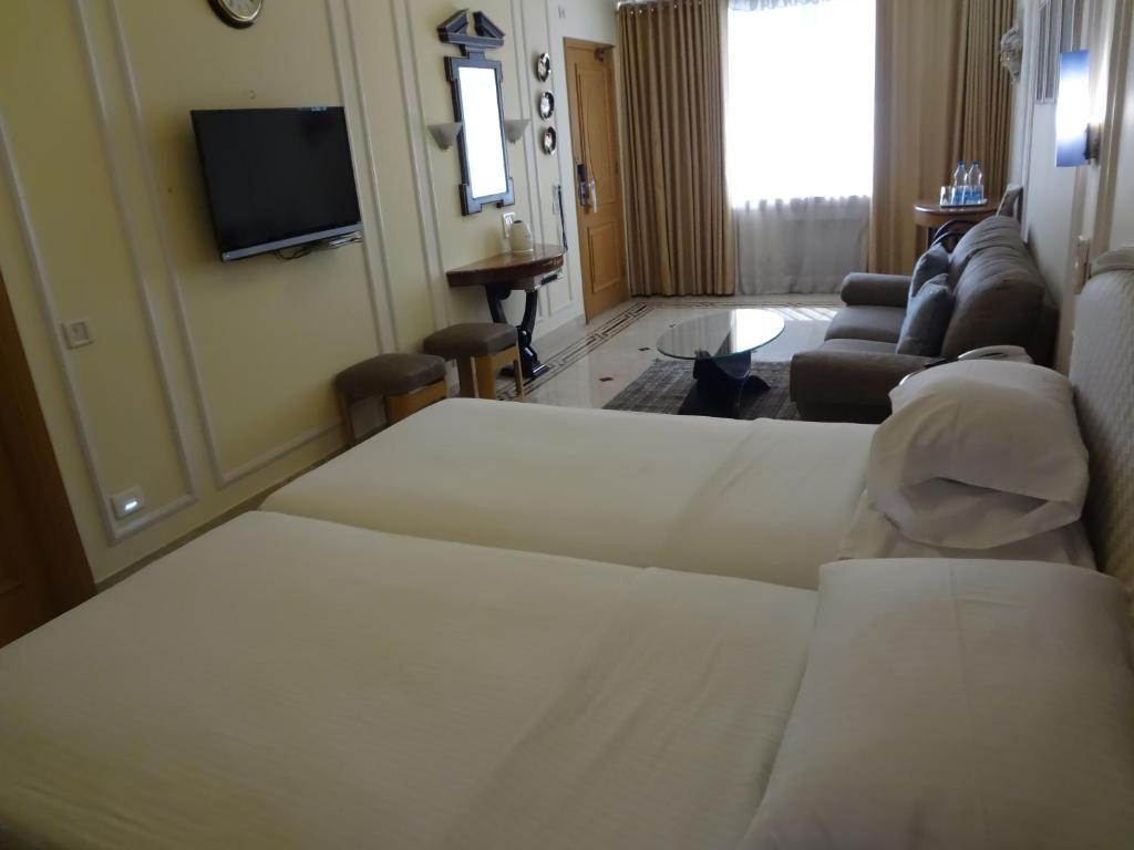 Regency Hotel Malabar Hill Mumbai Bagian luar foto
