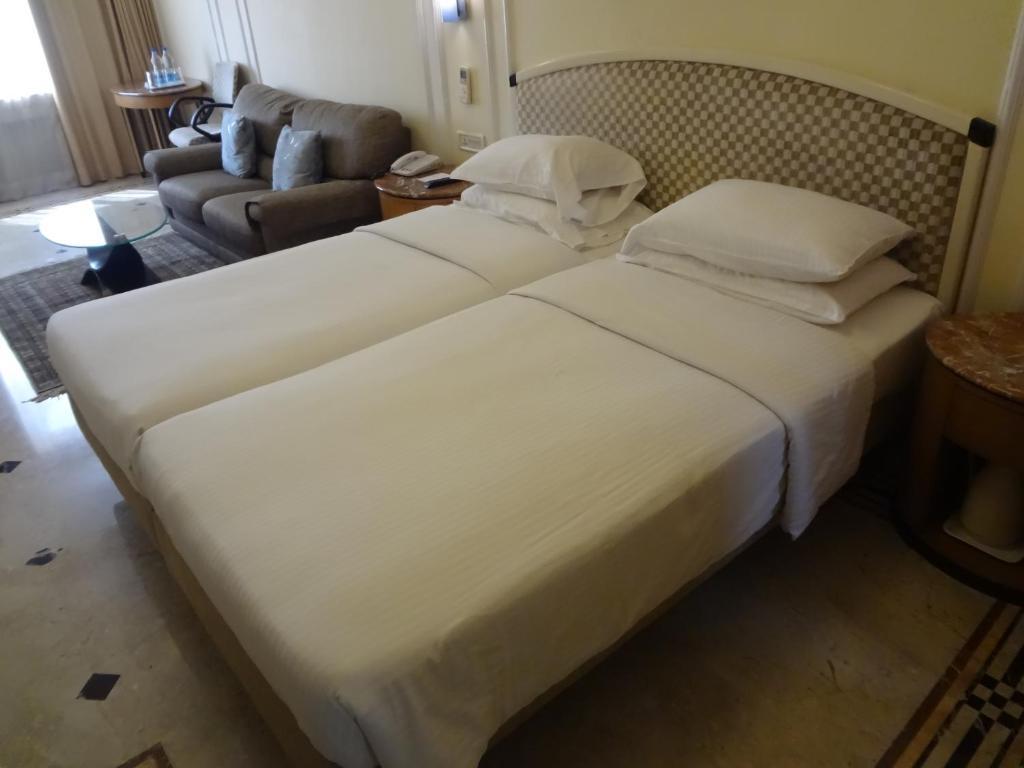 Regency Hotel Malabar Hill Mumbai Bagian luar foto
